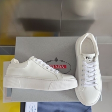 Prada Low Shoes